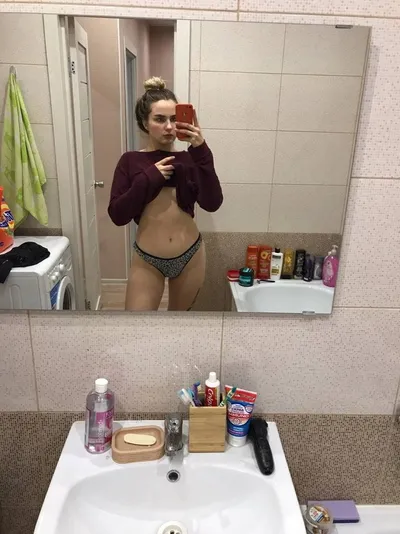 Настя, 23 года